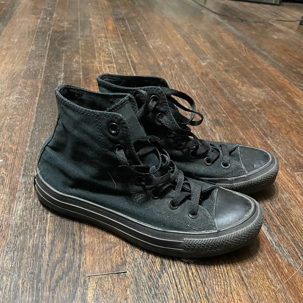 Stylish Black High-Top Sneakers